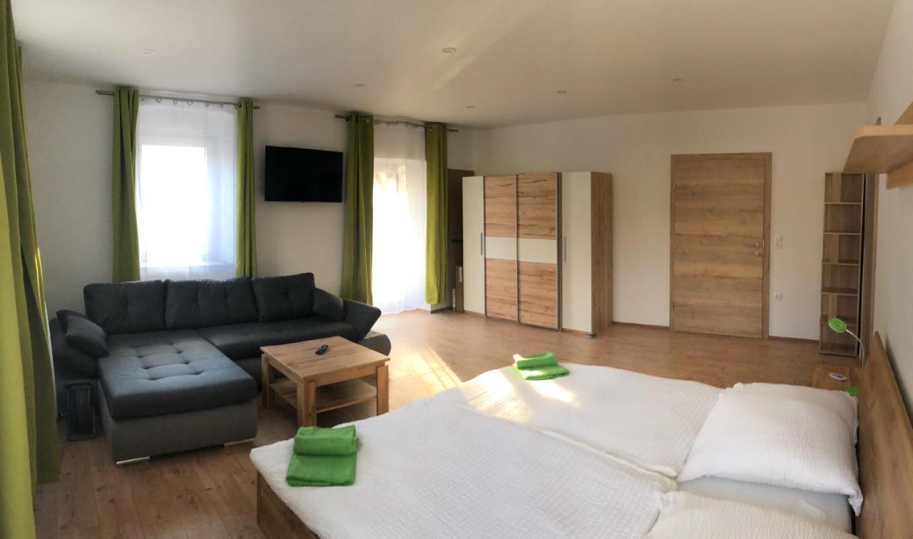 Ferienwohnung „Gmuender Hof“ غموند المظهر الخارجي الصورة